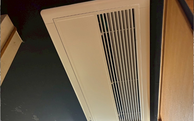 エアコン更新工事 施工写真4