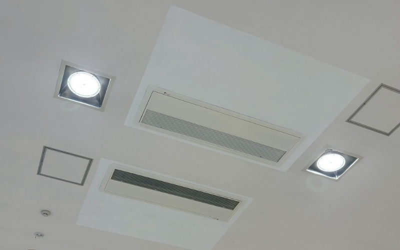 エアコン更新工事 施工写真2